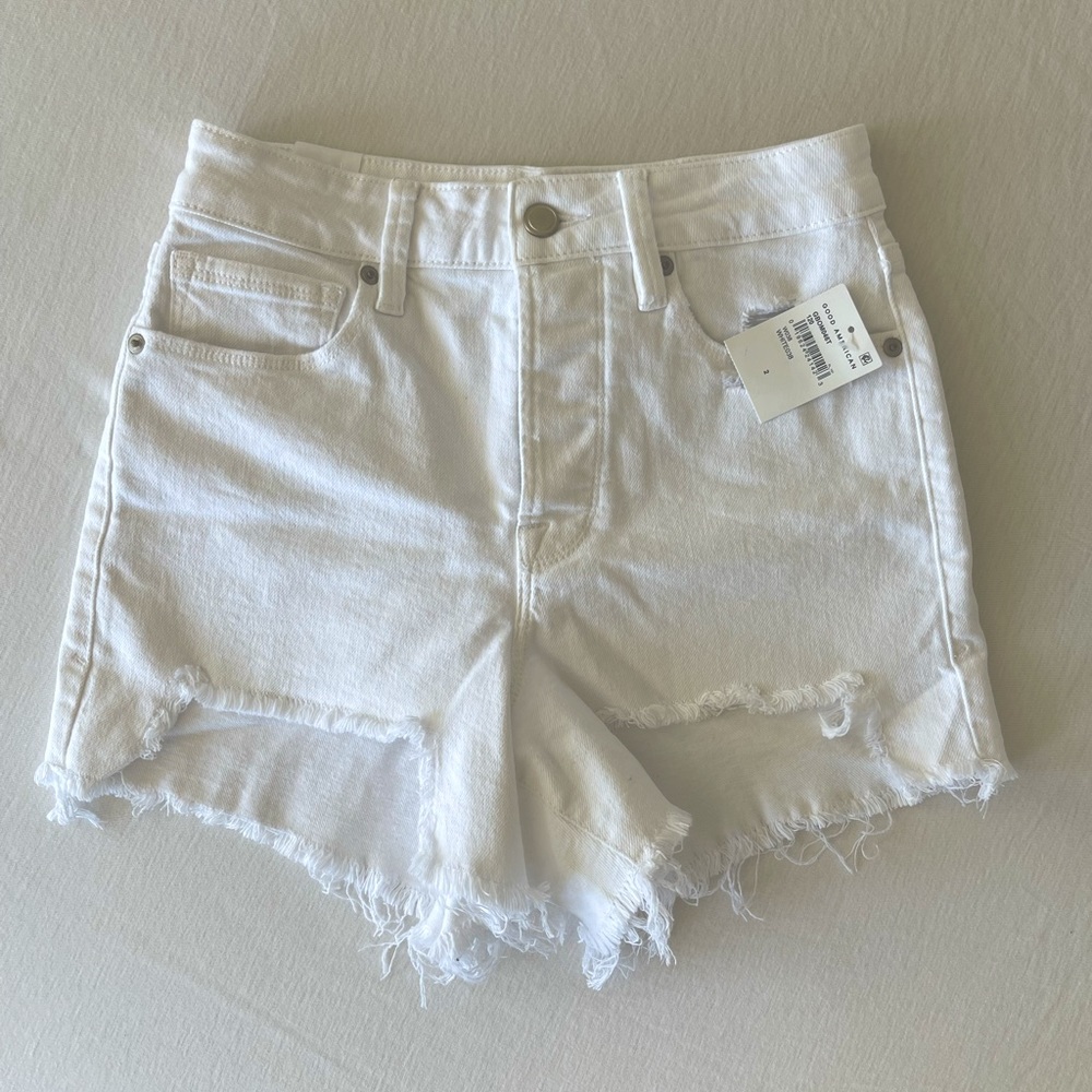 Good American Bombshell Shorts in White Denim